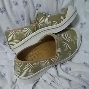 Dansko non slip pro palm tree clogs size 11or  41